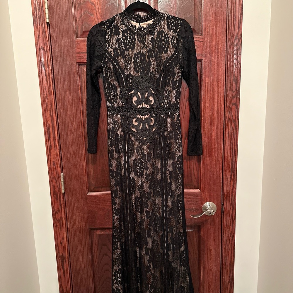 Long sleeve lace dress